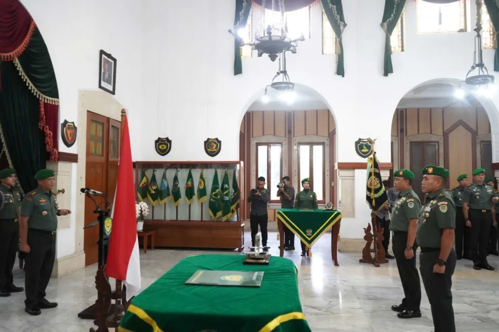 Pangdam Sertijab Kasdam 002