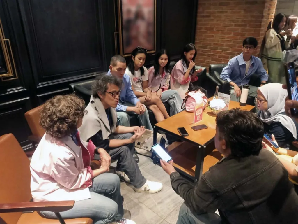 Nobar Di Xxi Paskal Bandung Penuh Haru Dan Nostalgia