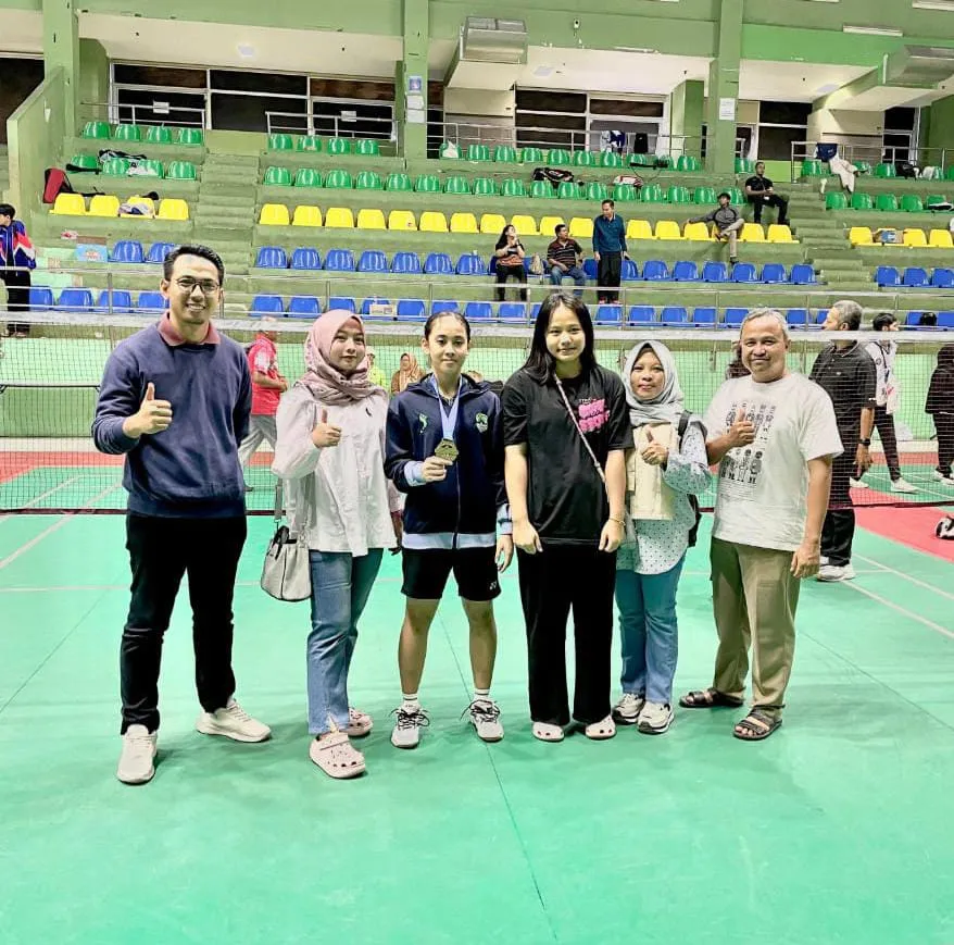 Pelajar SMK Yashoima Indonesia Majalengka sukses membawa pulang dua medali emas di POPDA XIV Jawa Barat 2025