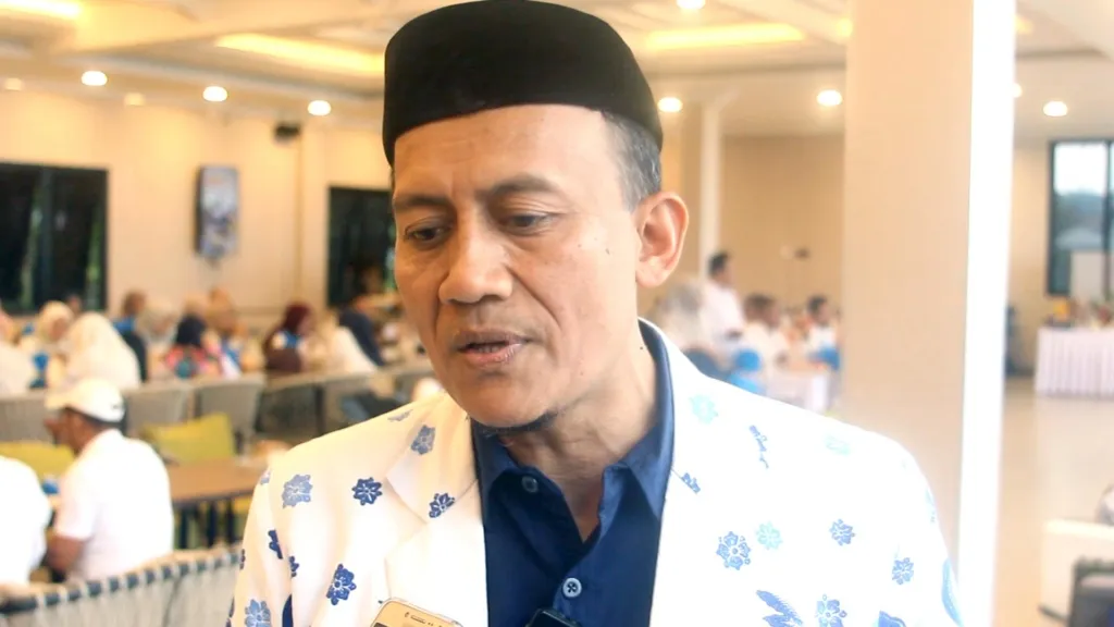 Sekjen AKSI - Dr. Toto Suharya, S.Pd., M.Pd. mengungkapkan bahwa asosiasi menargetkan pemberian 1.000 penghargaan bagi kepala sekolah di seluruh Indonesia