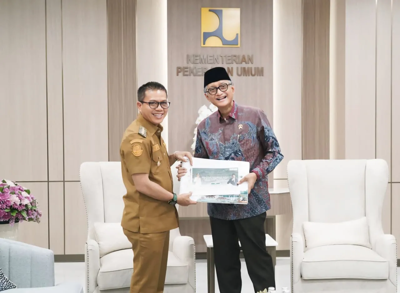 Bupati Bandung Dadang Supriatna bertemu Menteri PU Dody Hanggodo bahas banjir 2026