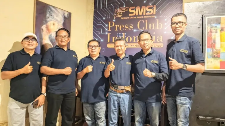 Pengurus SMSI Kabupaten Bandung Di Acara Jalan Santai Hari Kebebasan Pers Sedunia 2026 Jakarta