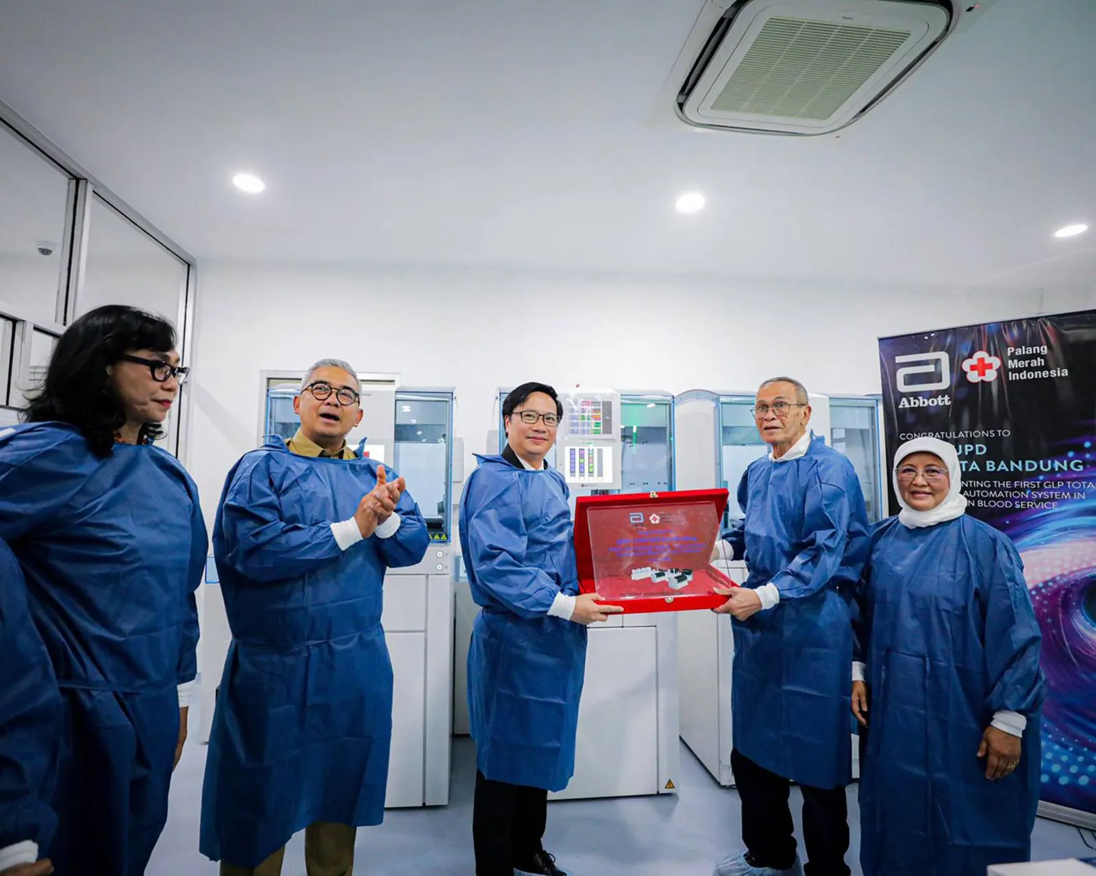 Peresmian Laboratorium Otomatis PMI Kota Bandung Oleh Muhammad Farhan